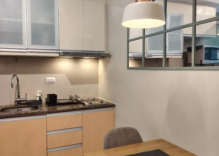 Apartment Cozy Space In Viceroy Residences Mckinley Hill Taguig *